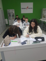 «Точка роста»: юные физики в действии — ученики 8 класса определили удельную теплоёмкость металла